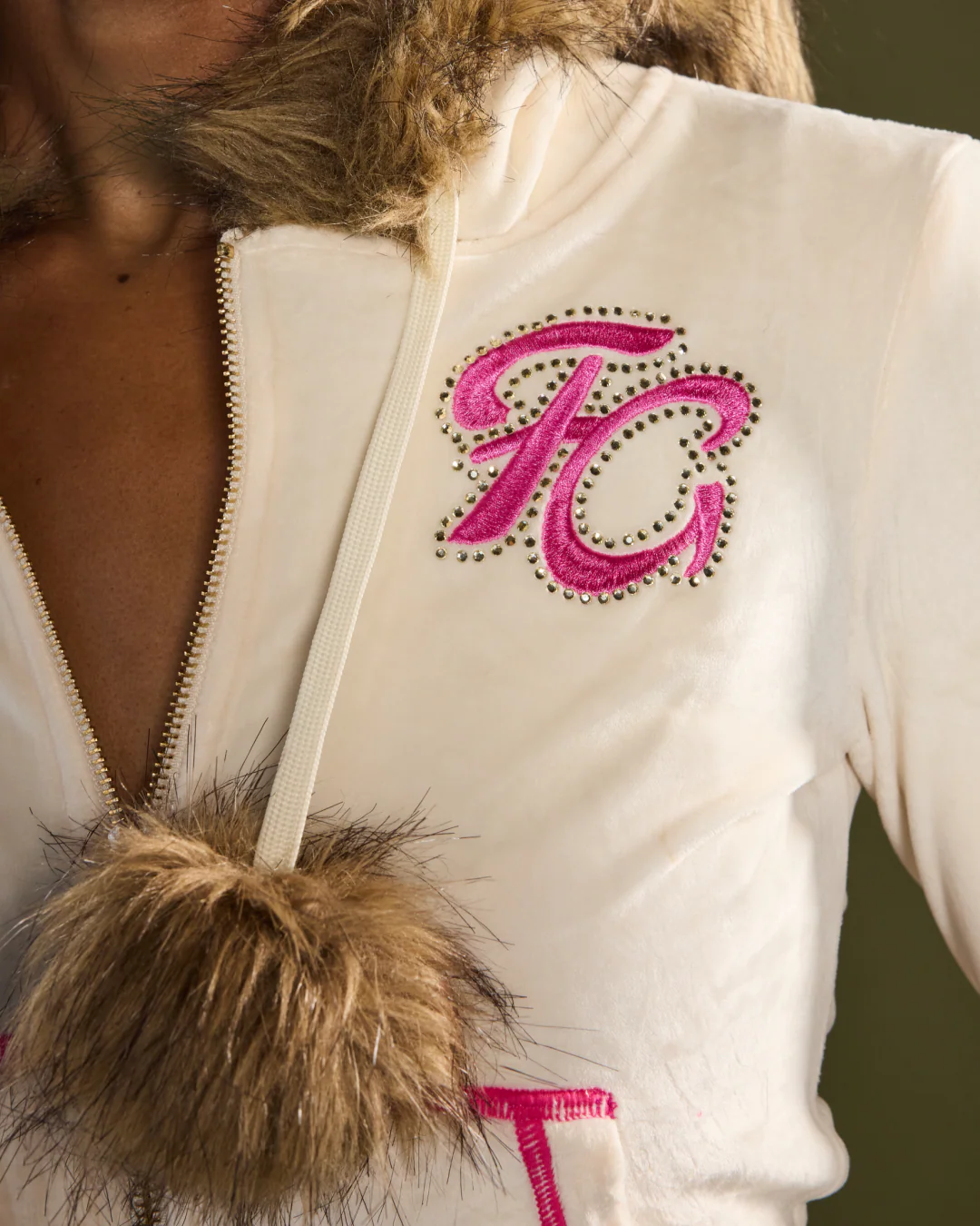 So 2000s Tracksuit 5.0 - Image 8